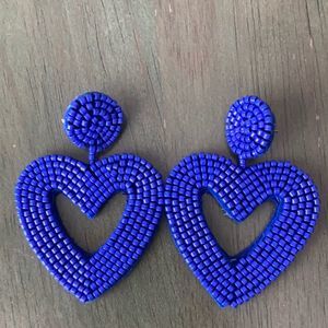 Cool and fun earrings. Never worn